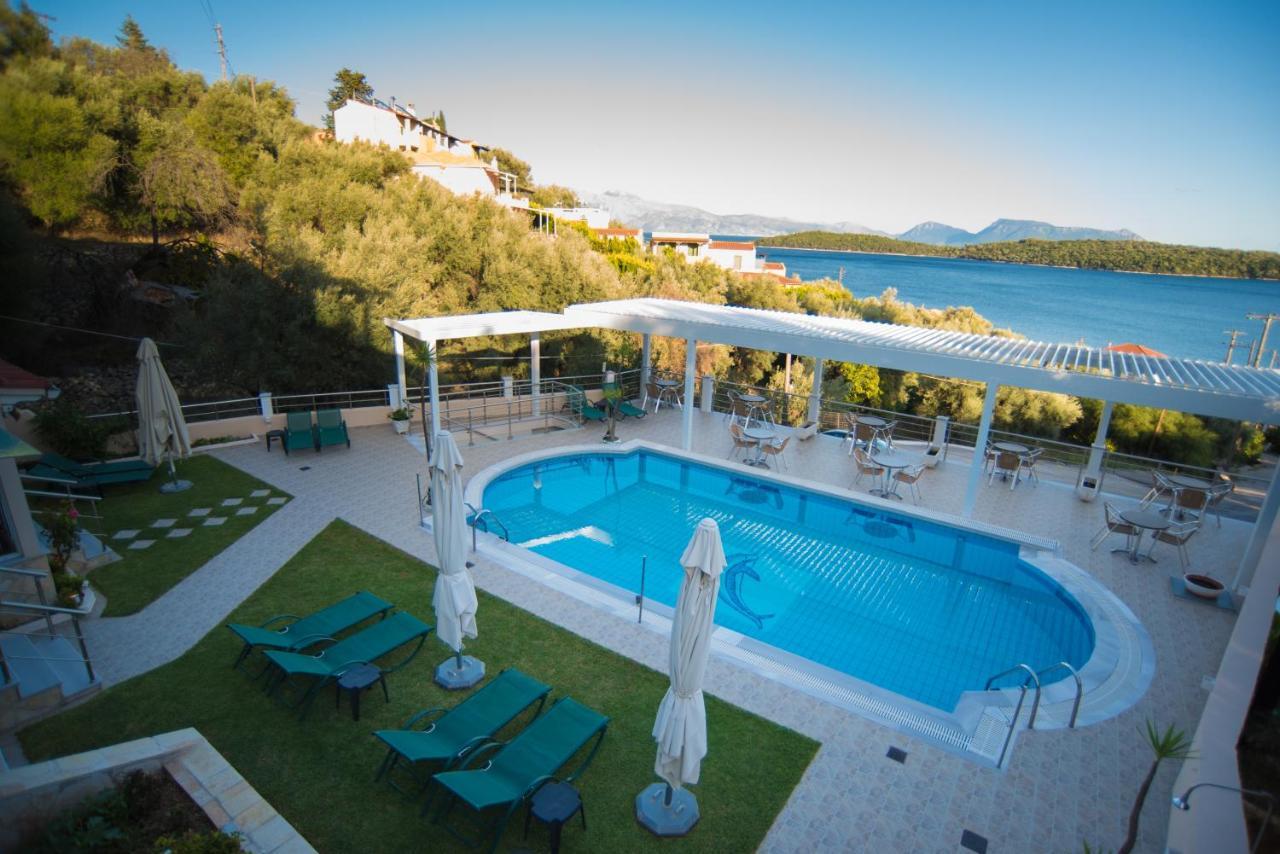 Oasis Hotel Perigiali 외부 사진