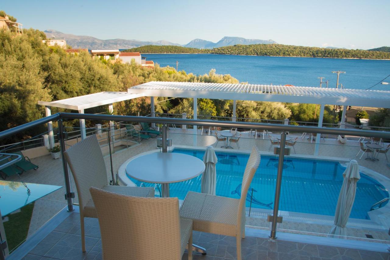 Oasis Hotel Perigiali 외부 사진