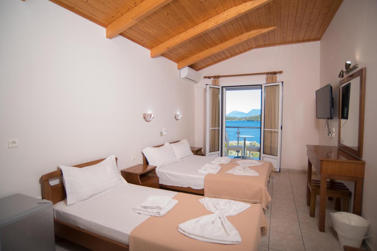 Oasis Hotel Perigiali 외부 사진