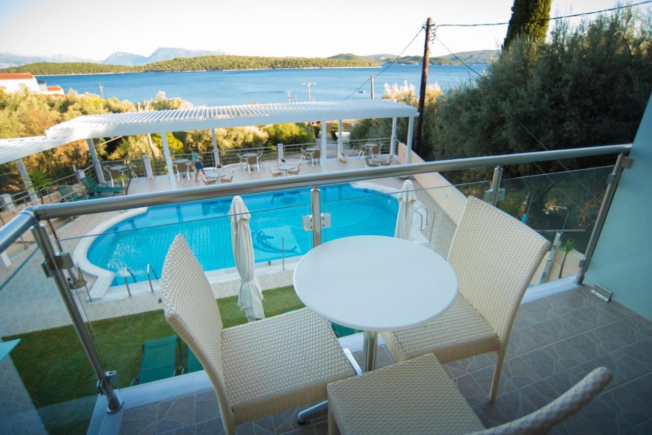 Oasis Hotel Perigiali 외부 사진