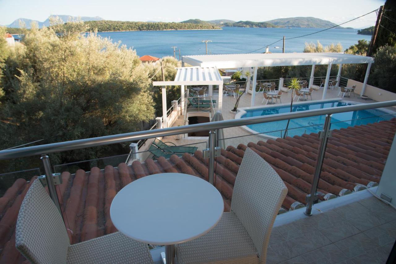 Oasis Hotel Perigiali 외부 사진