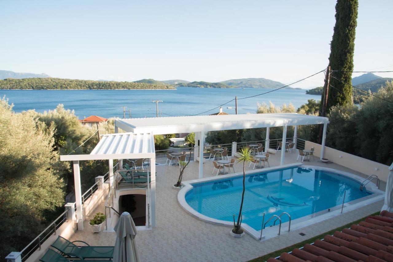 Oasis Hotel Perigiali 외부 사진