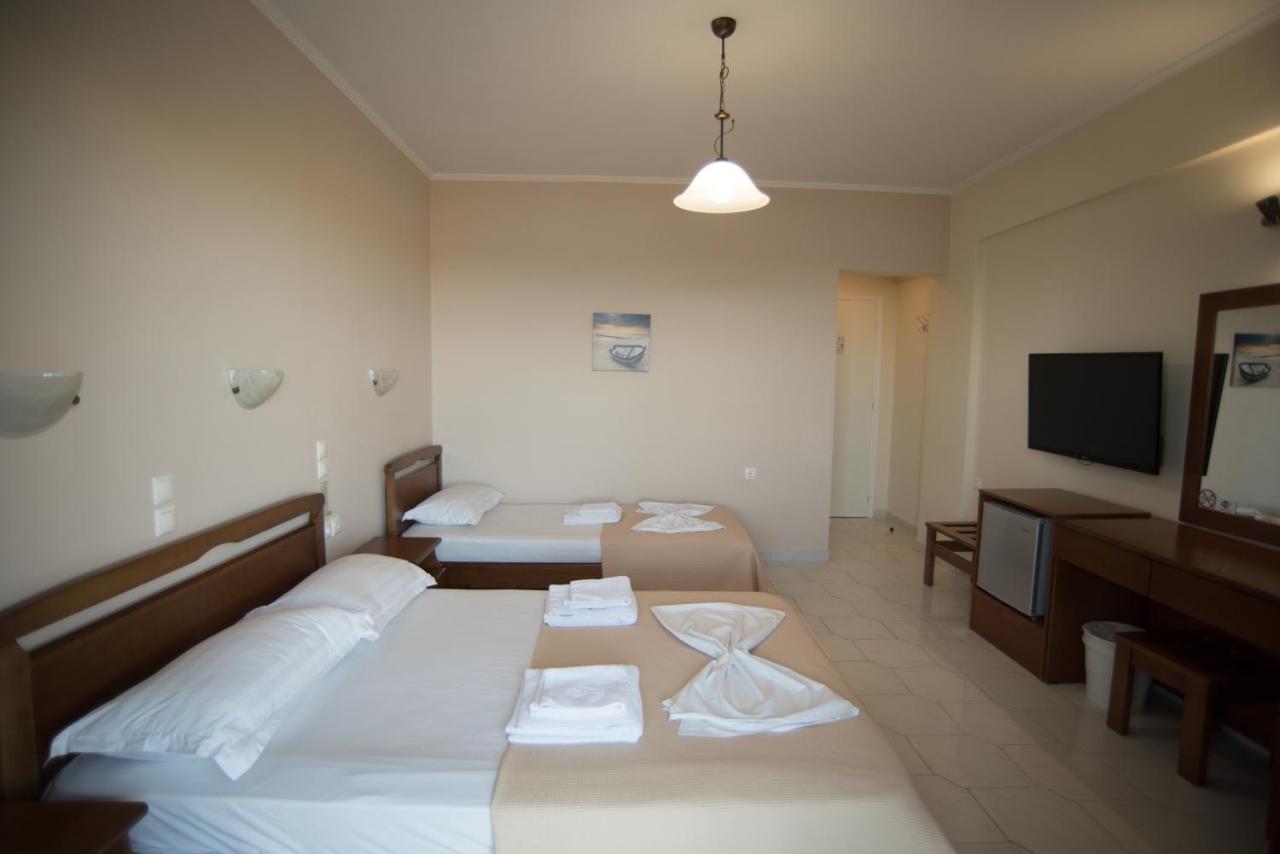 Oasis Hotel Perigiali 외부 사진