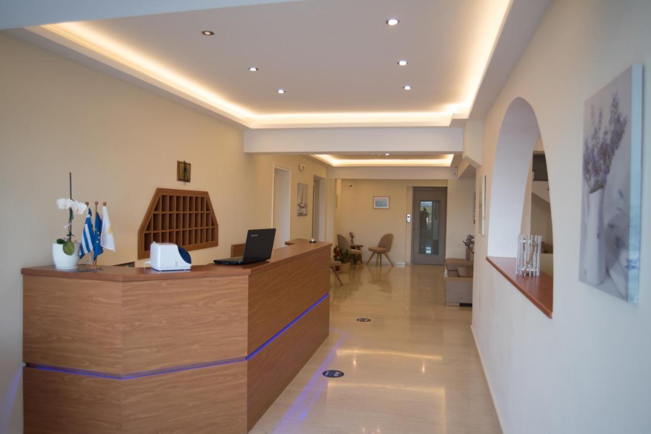 Oasis Hotel Perigiali 외부 사진